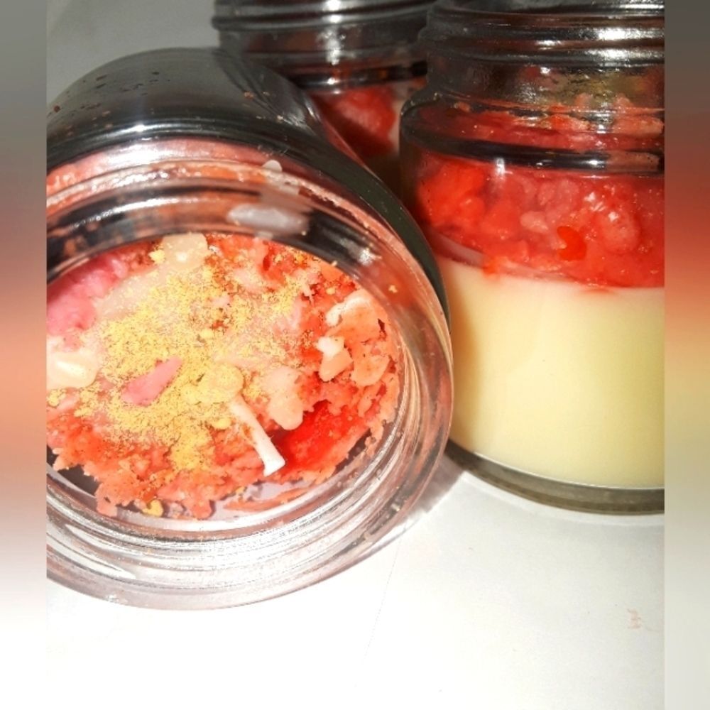 Hand Crafted Frozen Custard dessert candle - Picture 6 of 13